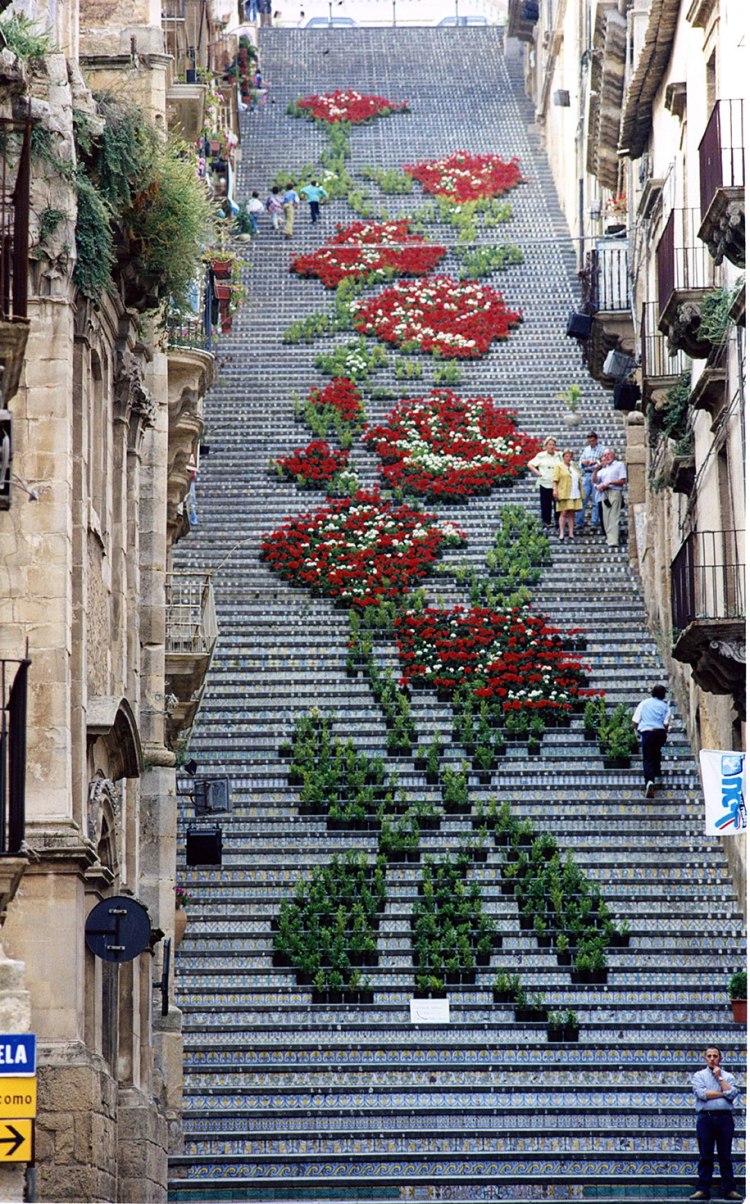 creative-beautiful-steps-stairs-street-art-8.jpg